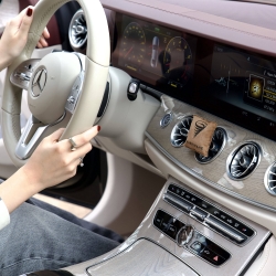 Ароматизатор повітря Hurricane Standart Brown з флаконом 10мл